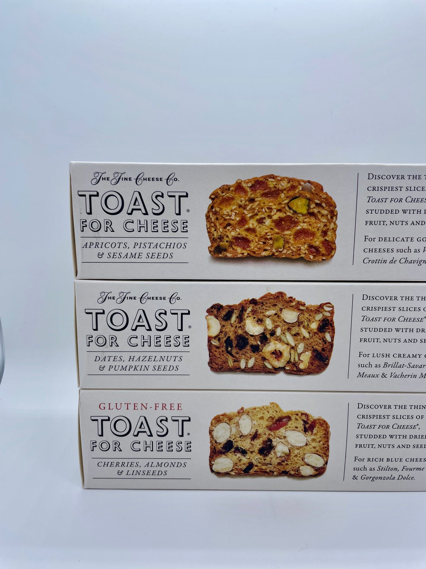 Toast voor kaas - dadels, hazelnoot, pompoenzaad